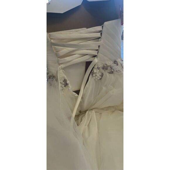 Allure Romance Strapless Ball Bridal Gown 2607 - Picture 12 of 16